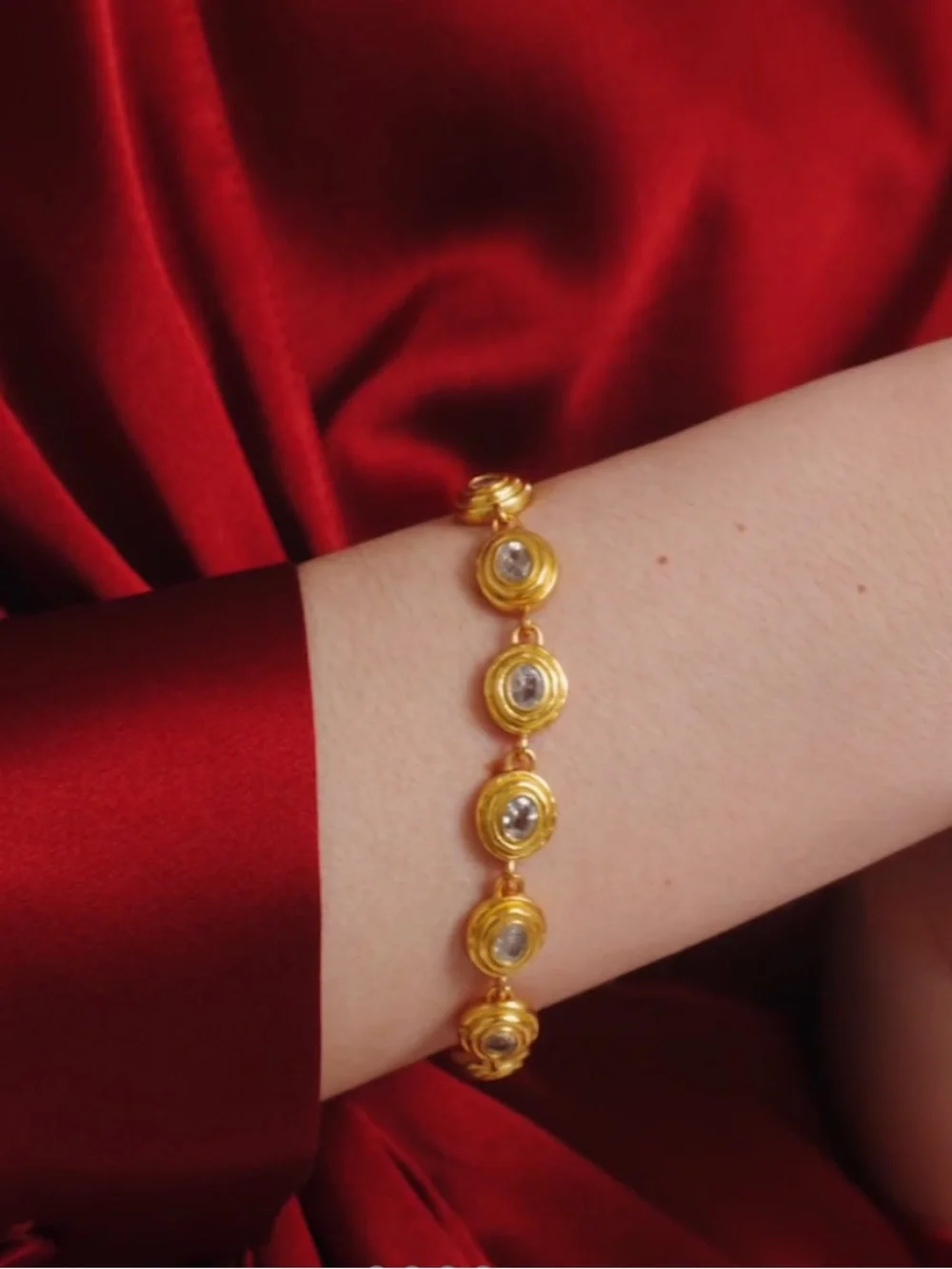 NWOT Julie Vos Gold Tudor Tennis Bracelet